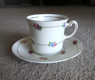 Vintage Floral Bone China Tea Cup & Saucer Made In England English • $13.95