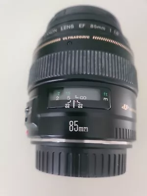 Canon EF 85mm F/1.8 USM Ultrasonic Prime Lens • £180