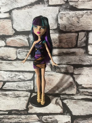 £15 • Buy Monster High Doll - Creepateria  -cleo De Nile - Nice - Collectable