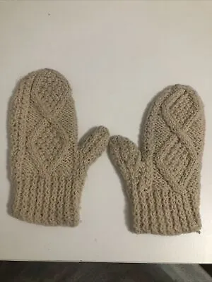 $4.99 • Buy Womens Cable Knit Mittens Possibly SZ Medium Beige In Color