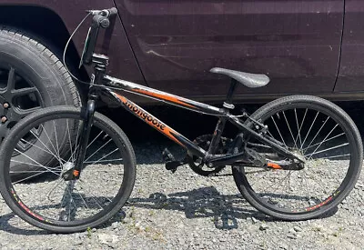 Mongoose Title Expert BMX Race Bike 20-In Wheels Beginner To Intermediate Riders • $285