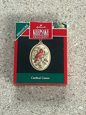 Hallmark Cardinal Cameo Miniature Ornament 1991 • $8.69