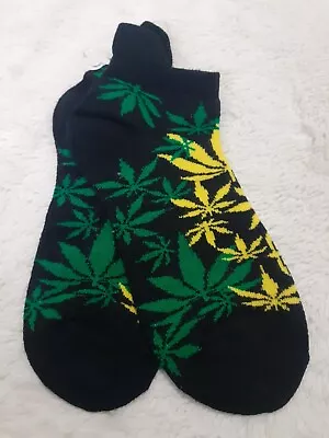 £4.99 • Buy Men's Black Leaf Print Rasta Trainer Socks (1 Pair Pack) UK 6-11/39-46EUR