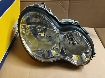 MHL885 Mercedes S W203 Right Driver Side OS Offside Headlight By Magneti Marelli • $110.80