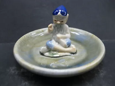 WADE - LEPRECHAUN ON A PIN TRINKET DIST TRAY - VINGTAGE 1950s - IRISH PORCELAIN • $8