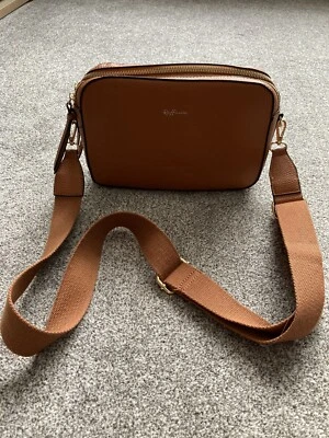 £5 • Buy Raffaello Crossbody Bag, Tan, Vgc!
