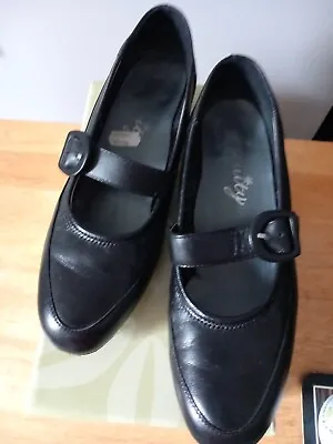 £15 • Buy Equity 'Edith' Black Leather T Bar Shoe Size 5