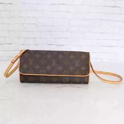 Louis Vuitton Pochette Twin GM Monogram Crossbody Purse Handbag Clutch Leather • $799