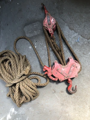 £130 • Buy Antique Rope Hoist