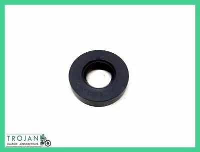 Crank Shaft Oil Seal Drive Side Bsa Bantam 125cc D1 Genuine Nos 90-0284 • $7.50