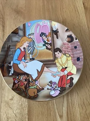 Beautiful Kenleys Ltd Disney Cartoon Series 21cm Cinderella Collectors Plate • £12.99