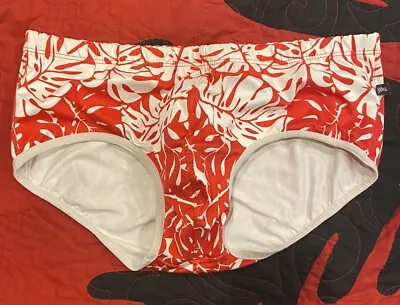 Vintage Tulio Mens Swimsuit Tropical Leaf Print Contour Pouch L • $34.99