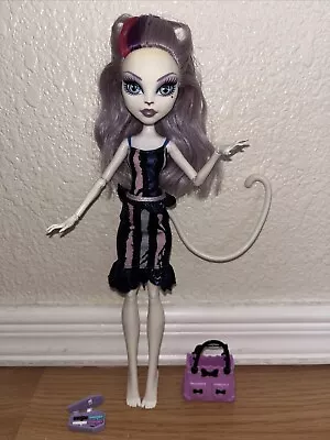 Mattel Monster High Catrine DeMew Scaremester Doll Purse & Accessory • $35