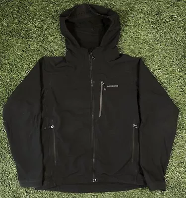 Patagonia Soft Shell Jacket Mens Medium Black Full Zip • $29.99