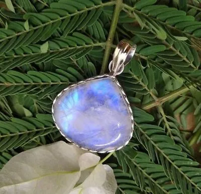 Moonstone Gemstone 925 Sterling Silver Pendant Valentine Day Jewelry SP-550 • $14.99