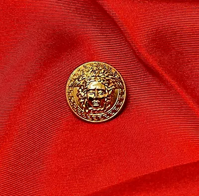 GIANNI VERSACE ORIGINAL MEDUSA Vintage Button Gold Emblem PIN 20mm (3/4 ) • $29.95