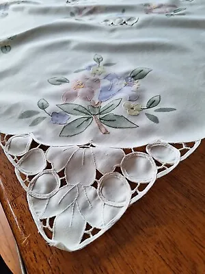 Square Vintage Stencil Embroidered Flowers Tablecloth Lace Corners Off White • $14