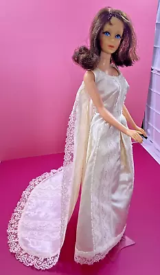 1970 Mod Barbie Marlo Flip TNT #1160 Brunette Japan W/ Wedding Dress & Stand • $79.99