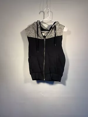 Men’s Aeropostale Sleeveless Hoodie Size S • $15.99