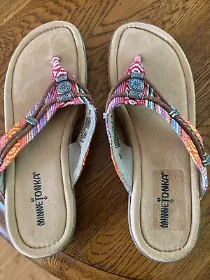 Minnetonka Women's New Silverthorne Thong Sandal Size 9 • $25