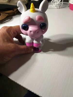 $15.95 • Buy Grimlings WowWee Fingerlings Gigi The Evil Unicorn 