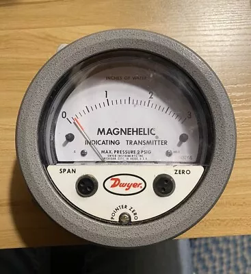 Dwyer Magnehelic Pressure Gauge 0-3” 605-Series • $19.99