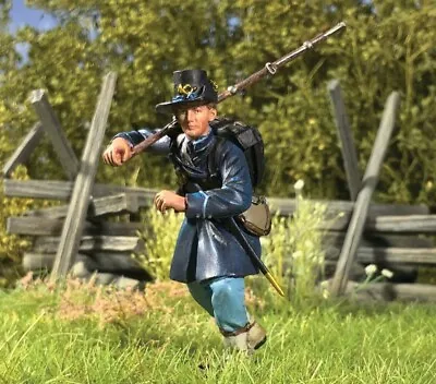 $51 • Buy Britains Civil War Union 31414 Union Federal Iron Brigade Officer Advancing