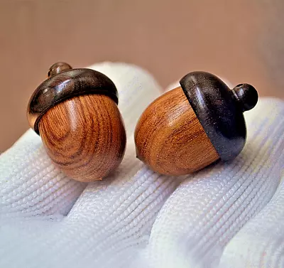 1a.. Carved Sandal Wood Ojime Bead Oak Tree Acorn Screw On Pendant Pill Box • £9.49