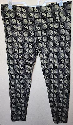 No Boundaries Juniors Sueded Ankle Leggings Ying-Yang Allover Size XXXL (21) NEW • £4.15