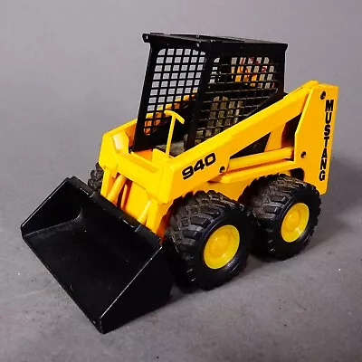 NZG 351.1MUSTANG 940 SkidLoader 1:25 Scale Diecast Model- • $44.99