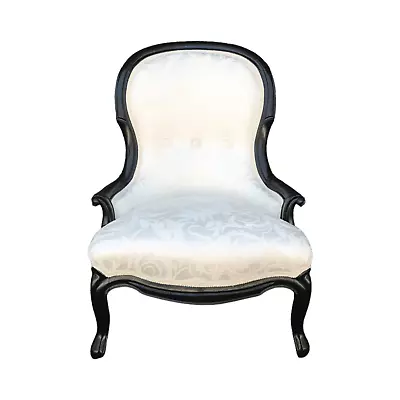 Late 19th Century Napoleon III Slipper Chair • $1800