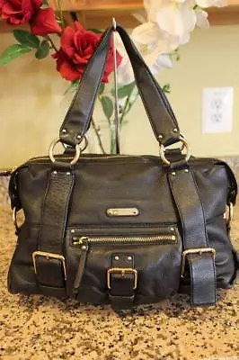 Michael Kors Black Pebbled Austin Leather Front Pocket Shoulder Bag (210 • $87.99