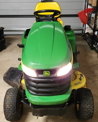 $3590 • Buy John Deere Ride On Lawn Mower