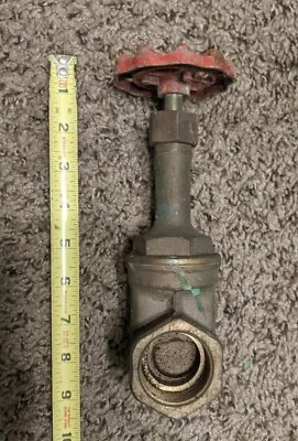 NOS Milwaukee Valve 1-1/4  Brass Gate Valve Threaded 105 125-SWP 200 WOG • $29.99