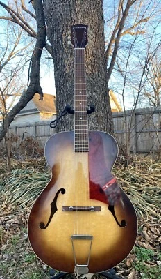 $700 • Buy Vintage 1959 Silvertone 627 Archtop Acoustic Guitar