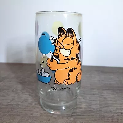 Vintage 1978 Garfield Drinking Glass Cup Tumbler Jim Davis Polka Dot Bubbles • $9.99