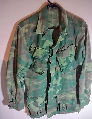 Vietnam War Edrl Camo Slant Pocket Combat Coat - Medium/short - 1968 • $39.99