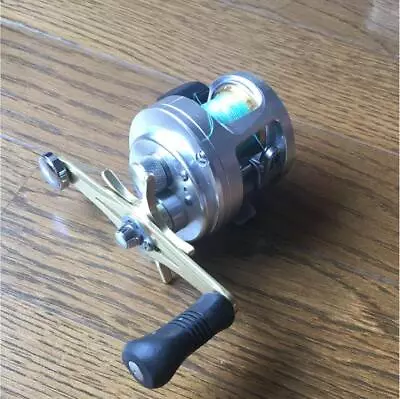 SHIMANO CALCUTTA 300F Bait Casting Reel Catfish Snakehead Seabass B5328 • $218.52