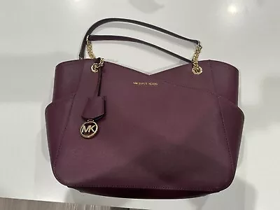 Michael Kors Jet Set Handbag (med-large) • $75