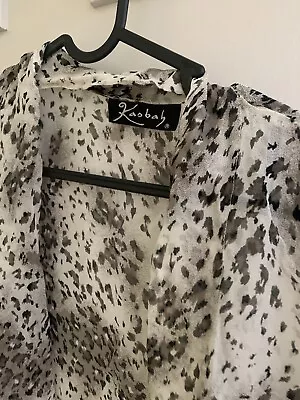 Kasbah Blouse Medium Fit Animal Print • £5