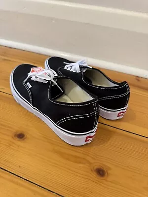 Vans Unisex Authentic Low Top Canvas Shoes Black White Sneakers • $45