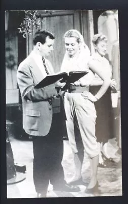 ELIZABETH MONTGOMERY Ca 1960s Live Candid On Set Vintage Photo BEWITCHED Nb • $17.95