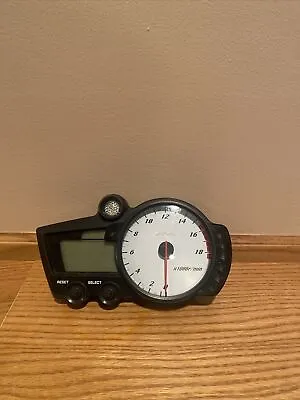 2005 Yamaha R6 Gauge Cluster NO CRACKS • $200