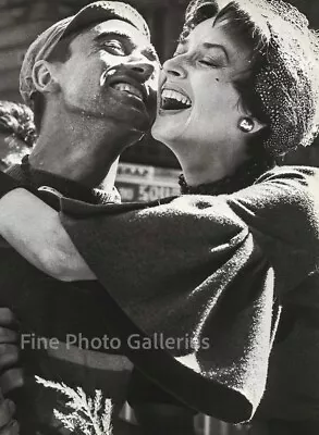 $189.17 • Buy 1949 Vintage RICHARD AVEDON Paris Bike Racer Hug DORIAN LEIGH Duotone Photo Art
