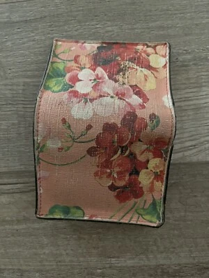 $60 • Buy GUCCI Blossoms BIFOLD WALLET