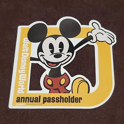 2021 Disney Passholder Exclusive Mickey Mouse Magnet • $4.99