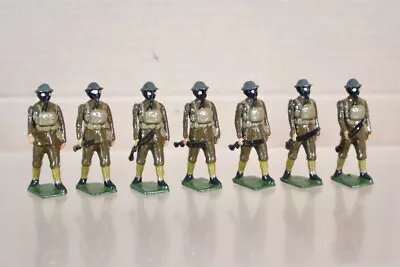 BRITAINS HOLLOW CAST WWI BRITISH SOLDIERS In GAS MASKS MARCHING At The TRAIL 3oj • $200.02