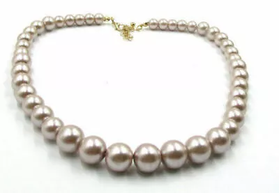 Beautiful Luxury Oyster Coloured Pearl Fashion Necklace • $27.95