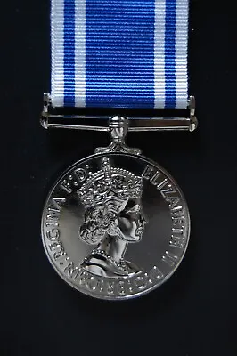 (silver)  Er Ii Police Long Service Good Conduct  Medal Lsgc. • £25
