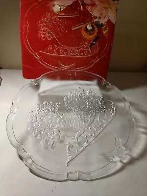 Mikasa Crystal Holiday Santa’s Sleigh Platter Christmas Hostess Dish RC196/516 • $9.99